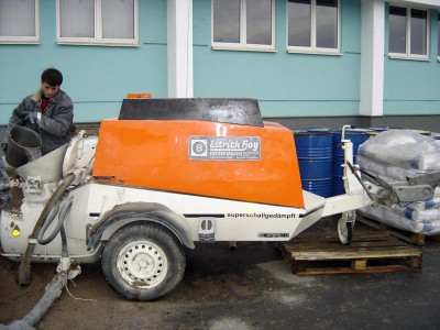 Semi-dry screed - machine ng paghahalo ng mortar