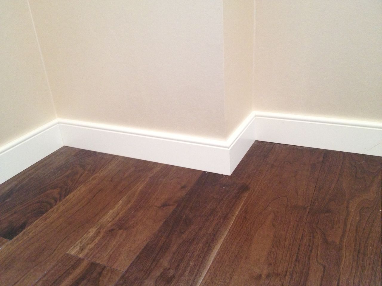 Ultrawood - skirting board para sa bawat panlasa