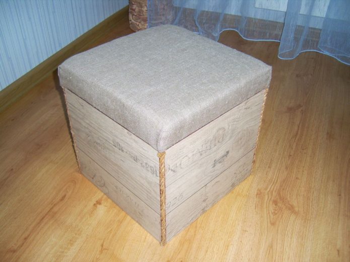 Laminated padged stool