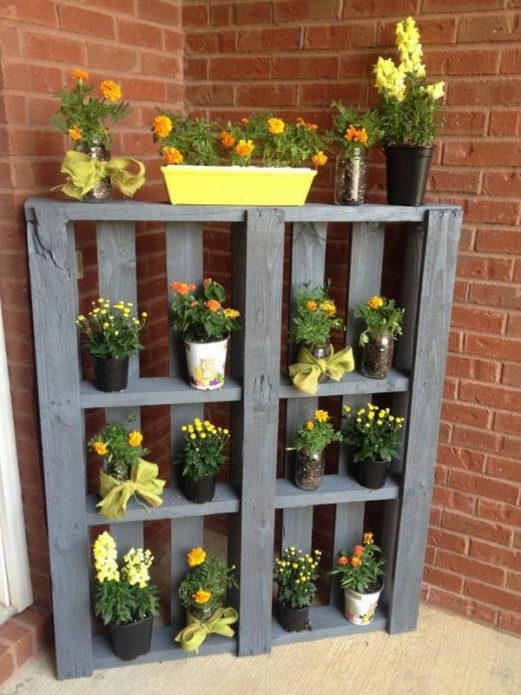 pallet flower stand