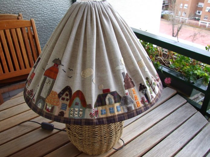 Tela ng lampshade na may applique