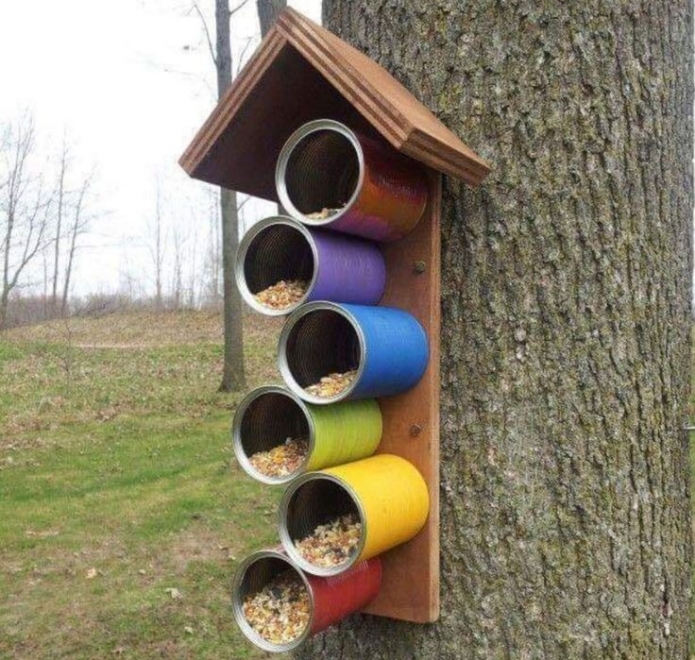 DIY bird feeder