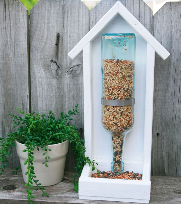 DIY bird feeder